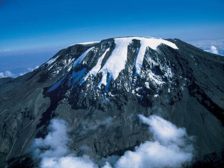 Kilimanjaro hiking on Machame route packages for 6 and 7 days at low price